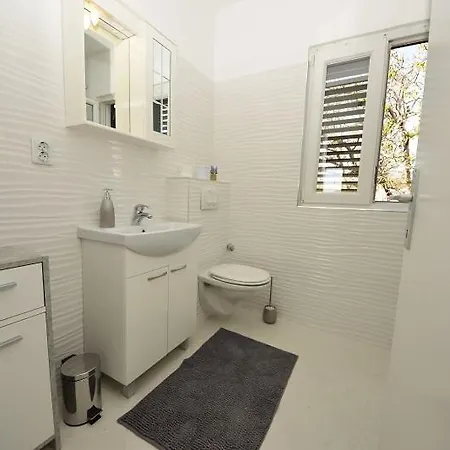 Zora Apartment Seget Vranjica Exterior photo