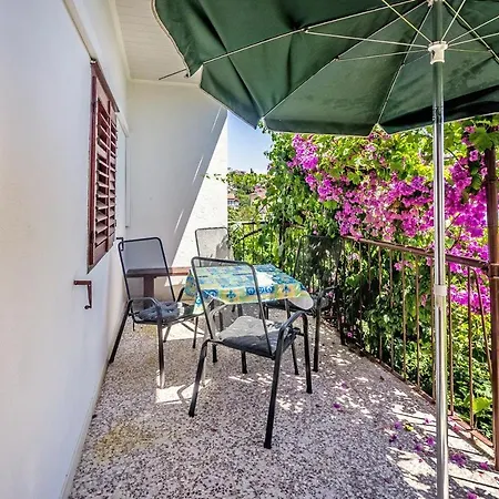 Zora Apartment Seget Vranjica Exterior photo
